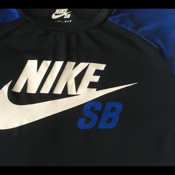 Nike Youth Skateboarding Tee shirt top L - Picture 2 of 4